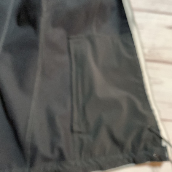 The North Face Summit Series Jacket - Picture 15 of 16